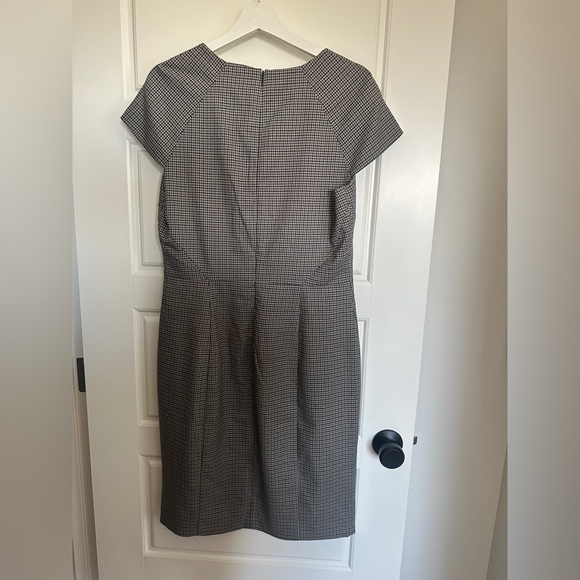 Banana Republic Black and White Checkered Midi Dress - Picture 3 of 3